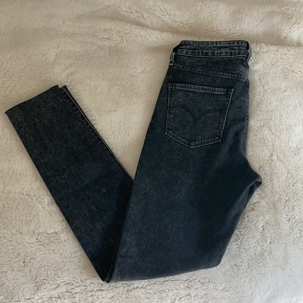 Levi’s 721 High Rise Skinny Jeans gray black